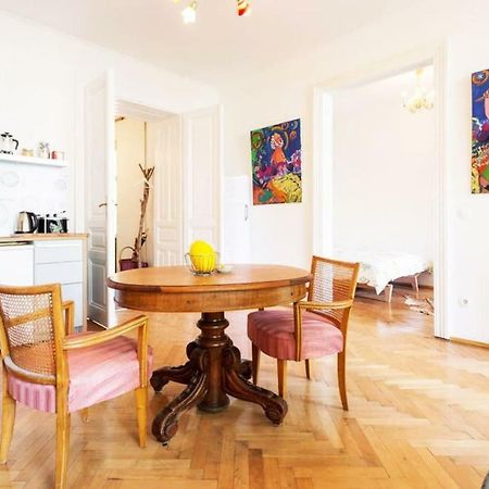 Das Schonbrunn Apartment! ウィーン エクステリア 写真