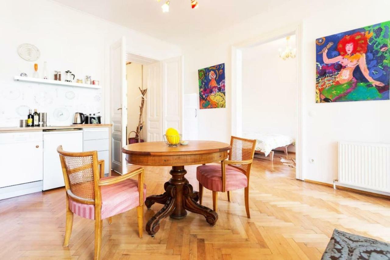 Das Schonbrunn Apartment! ウィーン エクステリア 写真